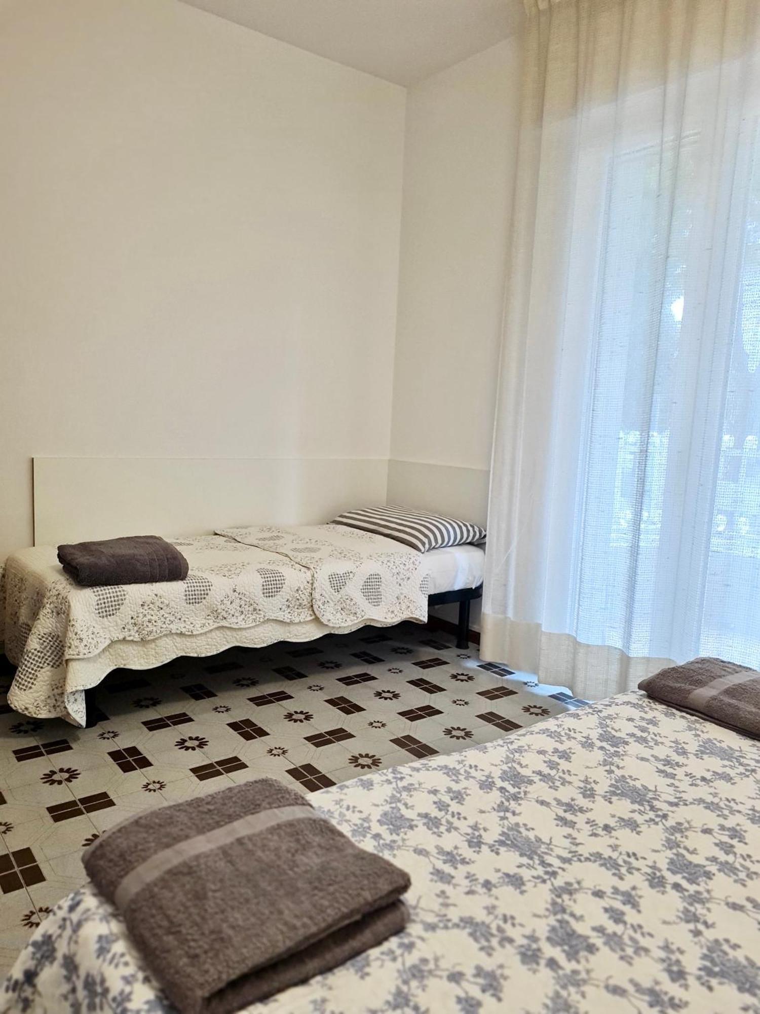 Condominio Mammole Lignano Sabbiadoro Eksteriør bilde